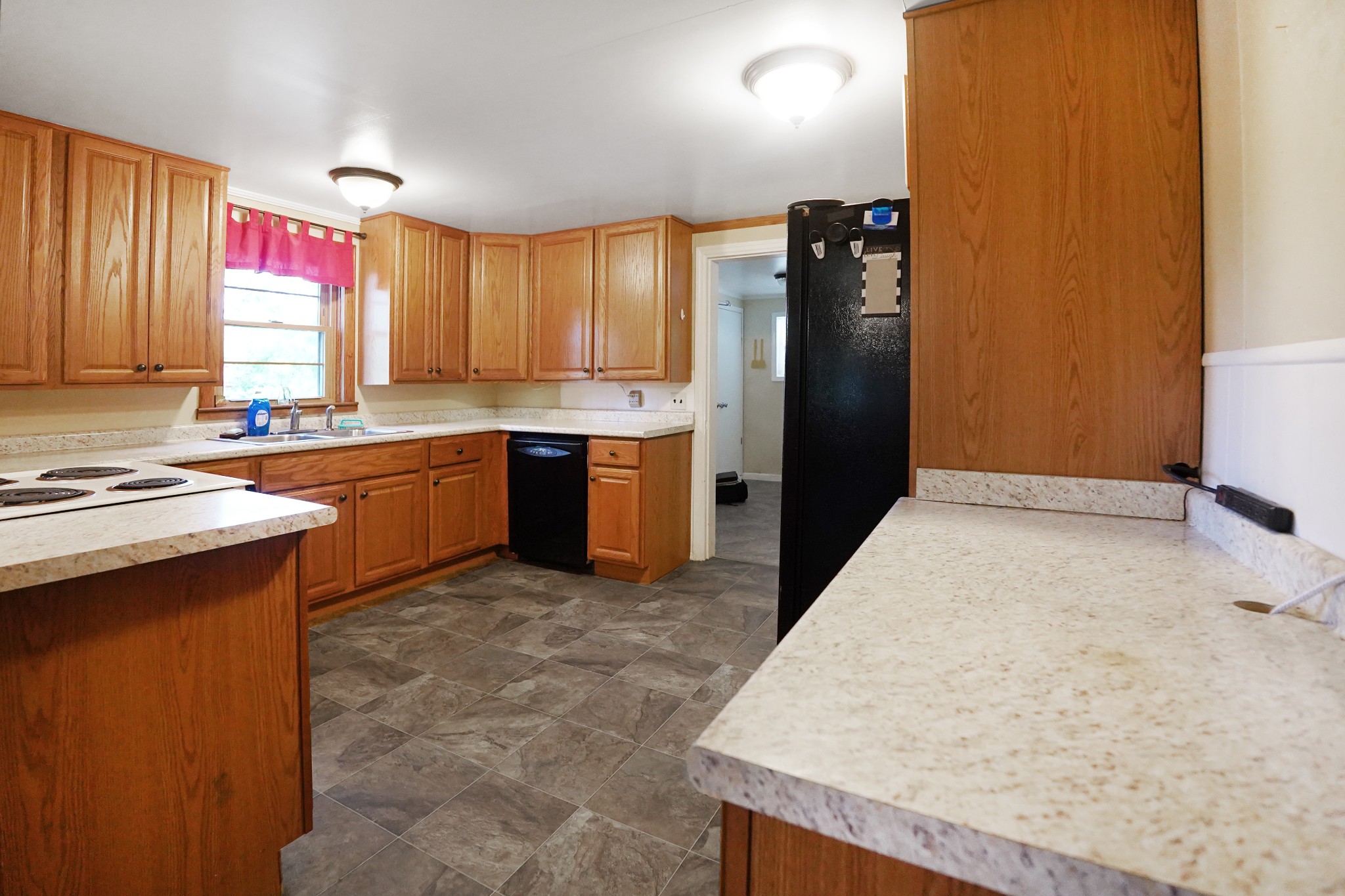 2340 Guthrie Road Paris, TN 38242 - Photo 13 of 44 Gallery Image 13