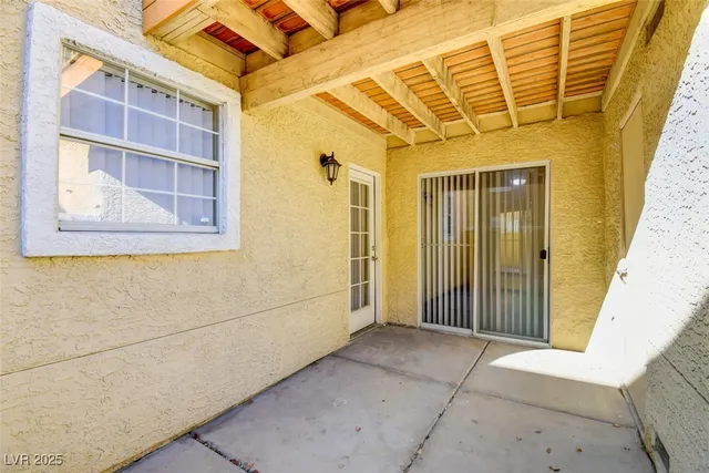 $190,000 | 2801 North Rainbow Boulevard, Unit 153, Las Vegas, NV 89108