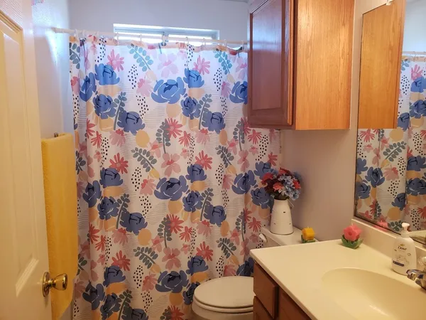 $2,050 | 2016 Westwood Drive, Portland, TX 78374