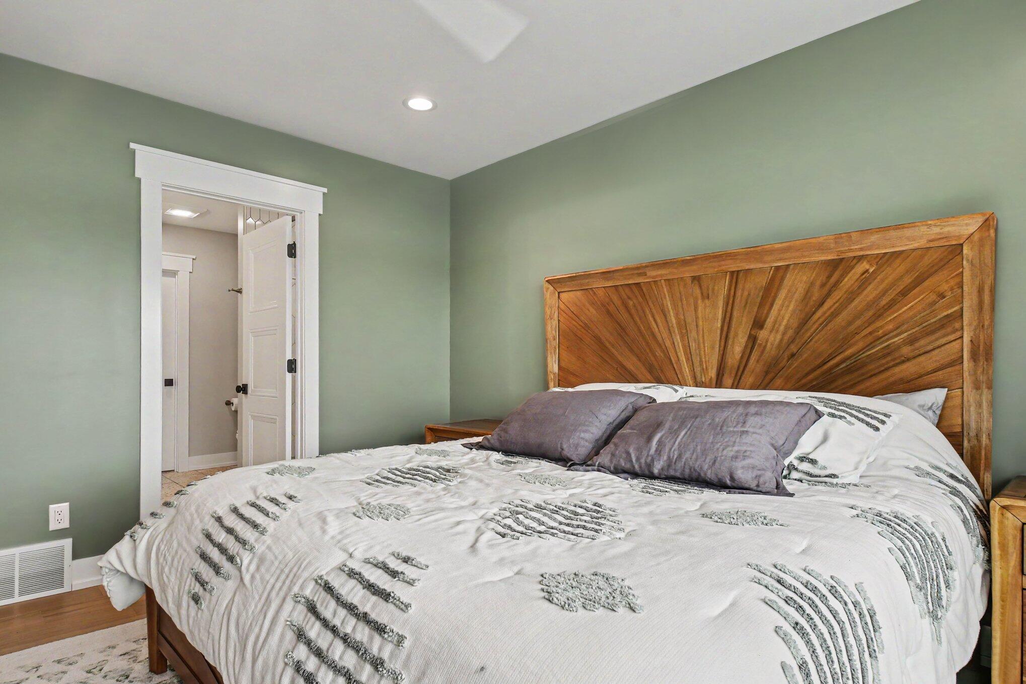 31218 Curran Beach Road Dowagiac, MI 49047 - Photo 17 of 73 016_file_1398