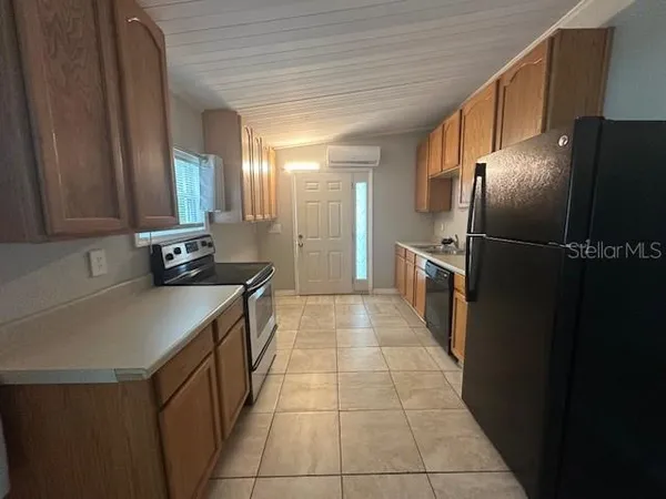 $1,200 | 2020 Bradley Drive, St. Cloud, FL 34771