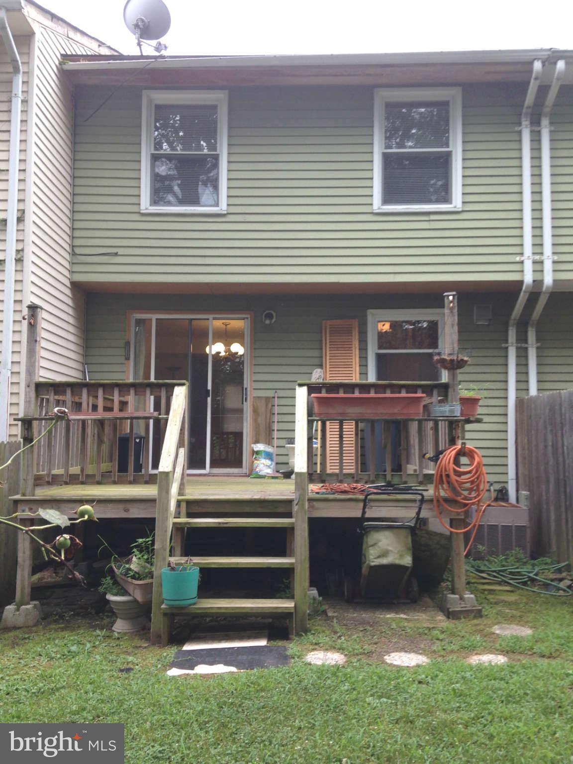 10 Baltistan Court Rosedale, MD 21237 - Photo 15 of 18 Rear deck