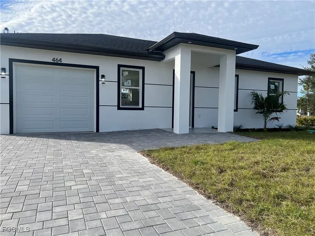 $285,500 | 464 Eisenhower Boulevard, Lehigh Acres, FL 33974