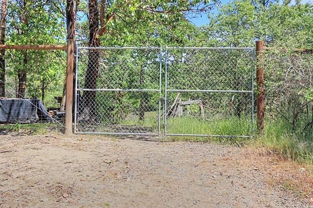 6030 Tunnel Loop Road Grants Pass, OR 97526 - Photo 30 of 35 Additional Photo