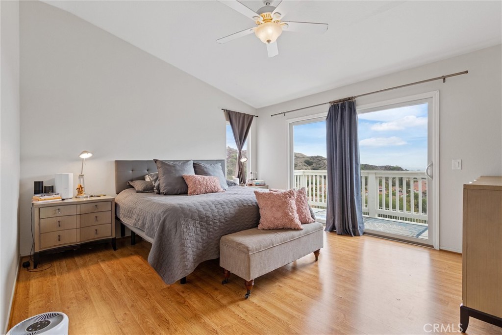 26056 O'Hara Lane Stevenson Ranch, CA 91381 - Photo 22 of 33