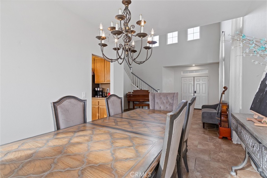 26056 O'Hara Lane Stevenson Ranch, CA 91381 - Photo 8 of 33