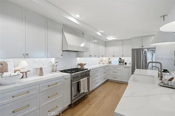 $3,999,888 | 1016 Vía Romero, Palos Verdes Estates, CA 90274