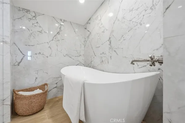 $3,999,888 | 1016 Vía Romero, Palos Verdes Estates, CA 90274