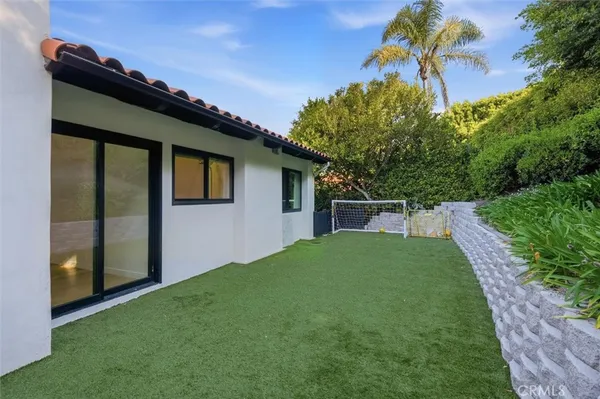 $3,999,888 | 1016 Vía Romero, Palos Verdes Estates, CA 90274