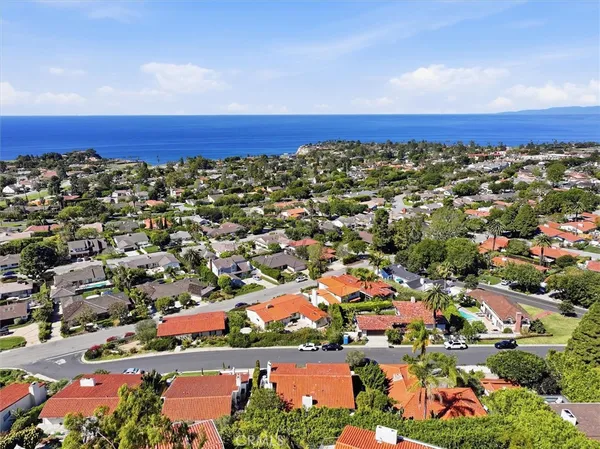 $3,999,888 | 1016 Vía Romero, Palos Verdes Estates, CA 90274