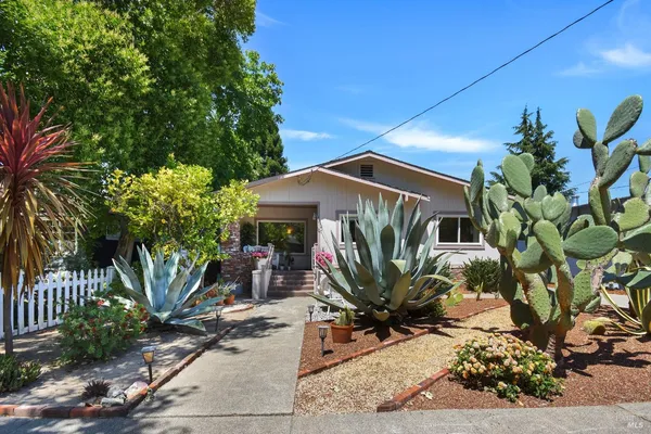 $1,172,000 | 421 Greenfield Avenue, San Anselmo, CA 94960