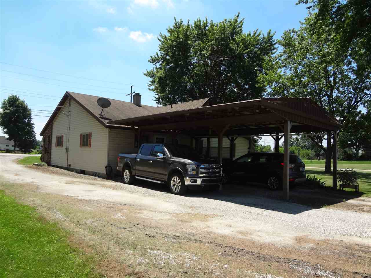 6122 East State Road 14 Rochester, IN 46975 - Photo 13 of 16