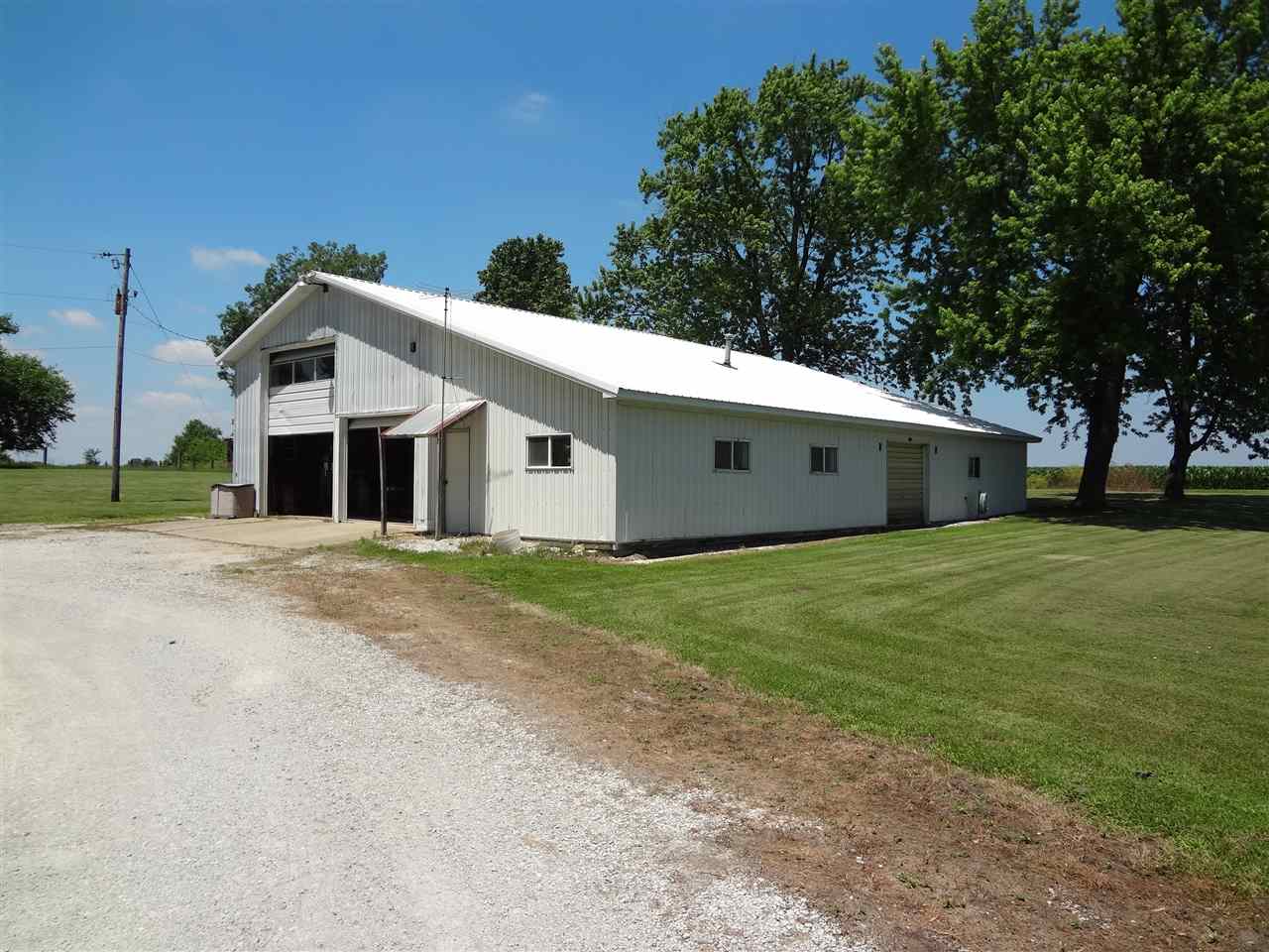 6122 East State Road 14 Rochester, IN 46975 - Photo 14 of 16