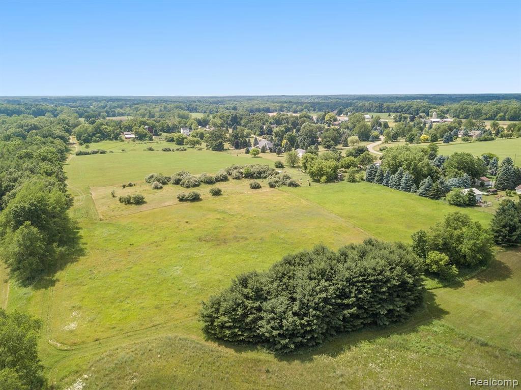 Vac Bentley Lake Road Howell, MI 48843 - Photo 8 of 16