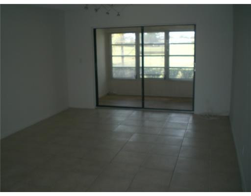 9355 Southwest 8th Street, Unit 102 Boca Raton, FL 33428 - Photo 3 of 6 Living Room