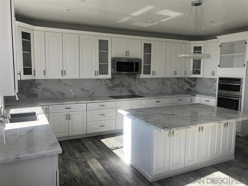 9872 Apple Street Spring Valley, CA 91977 - Photo 4 of 10 Gallery Image 4