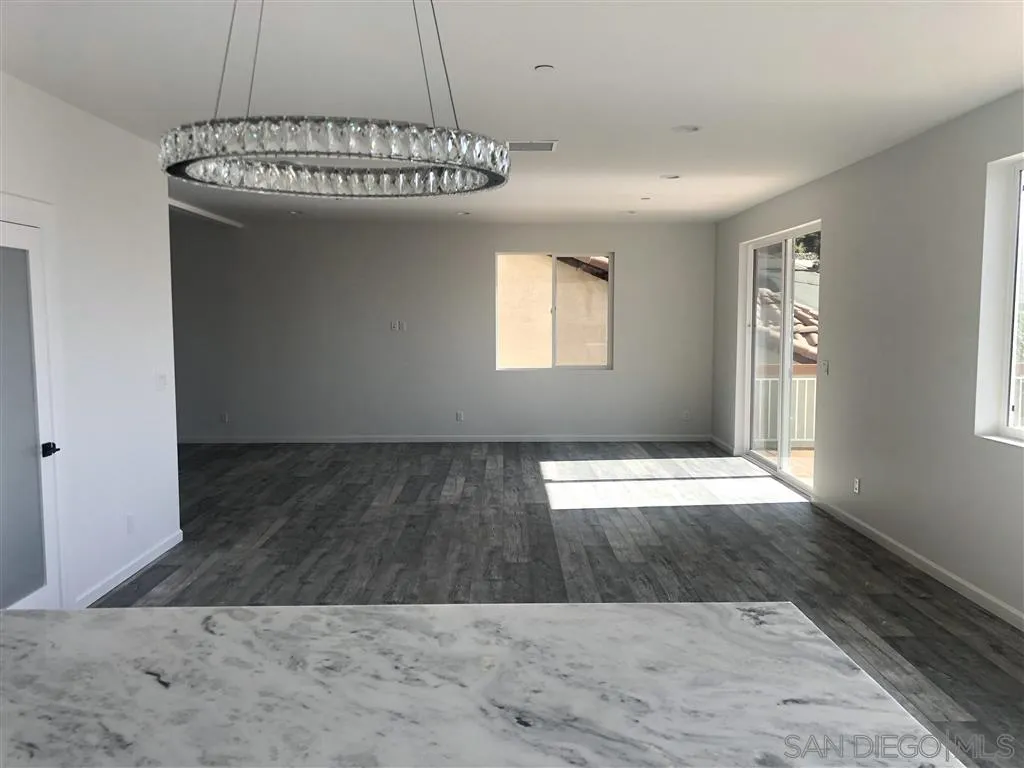 9872 Apple Street Spring Valley, CA 91977 - Photo 5 of 10 Gallery Image 5