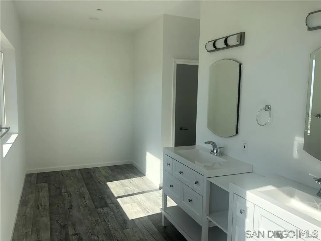 9872 Apple Street Spring Valley, CA 91977 - Photo 9 of 10 Gallery Image 9