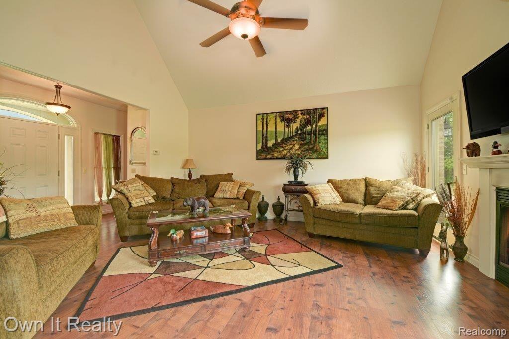 5500 West Newburg Road Carleton, MI 48117 - Photo 17 of 45 DSC_8159_60_61.jpg