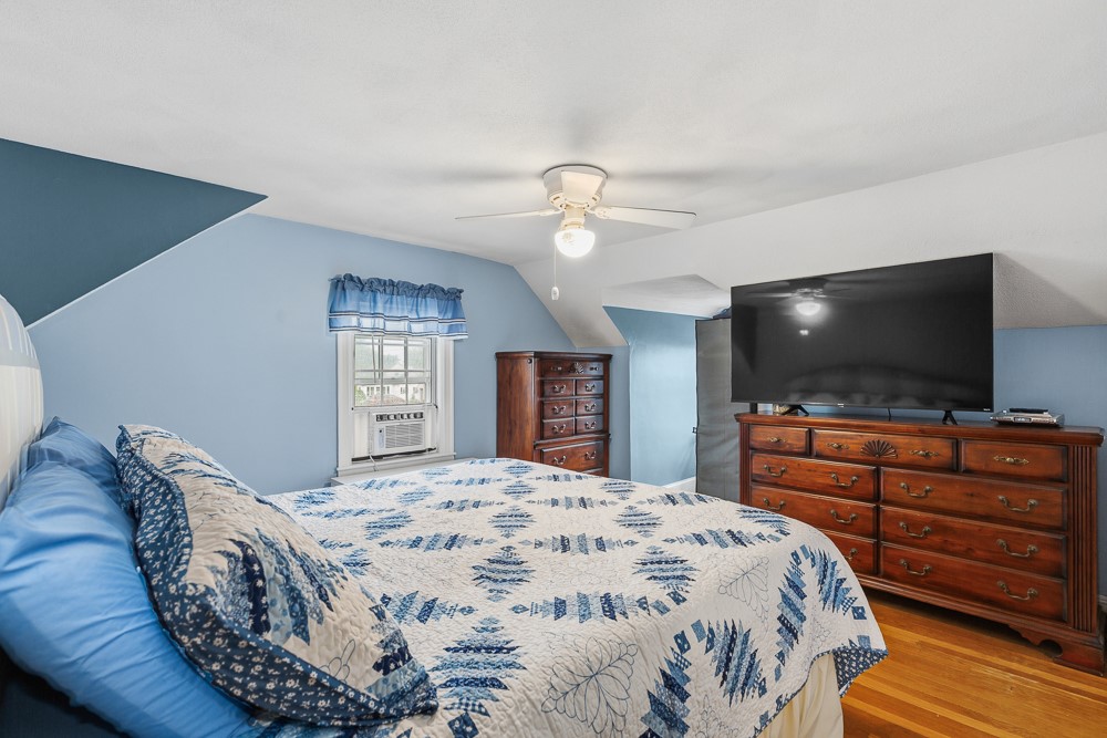 165 2nd Street Pawtucket, RI 02861 - Photo 27 of 49