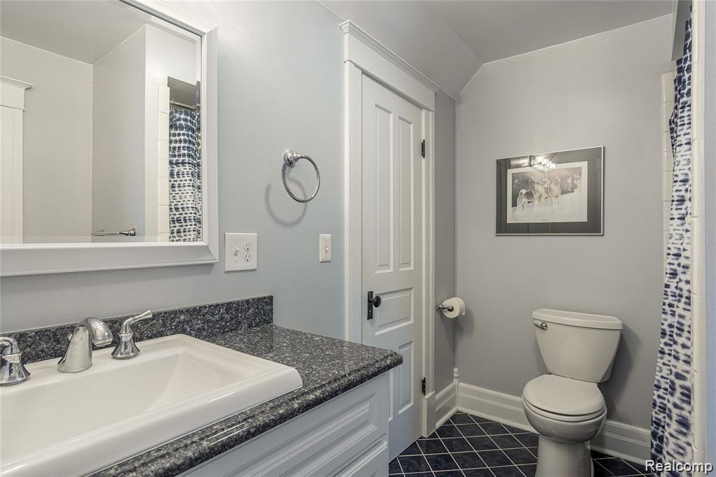 129 Griggs Street Rochester, MI 48307 - Photo 35 of 47