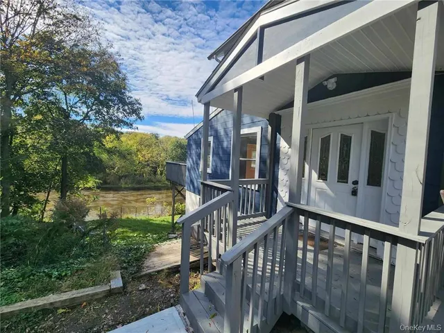 $2,200 | 59 Oak Street, Walden, NY 12586