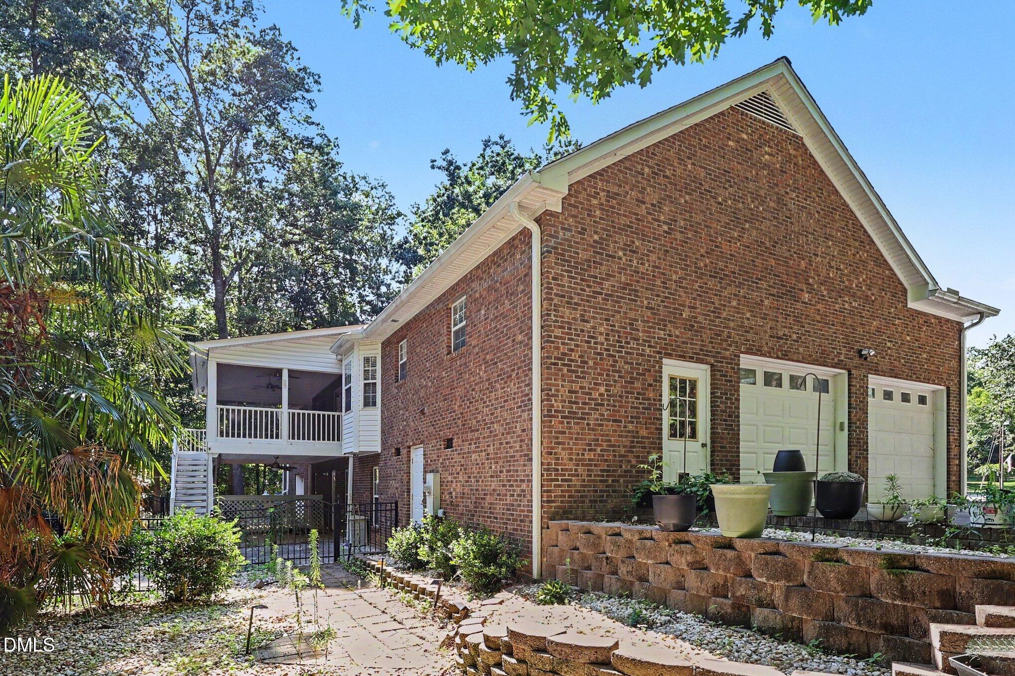 4 Eight Js Lane Clayton, NC 27520 - Photo 36 of 37 030_file_4118