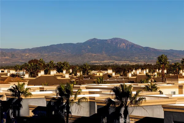 $1,298,000 | 3072 Scholarship, Irvine, CA 92612