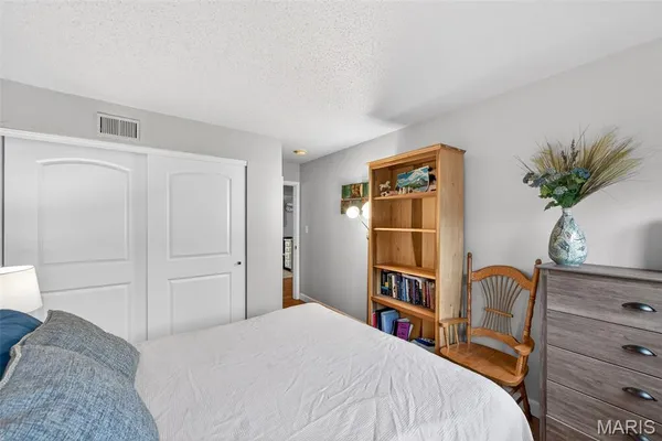 $158,500 | 1465 Heritage Landing, Unit 102, St. Charles, MO 63303