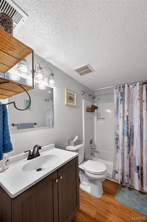 $158,500 | 1465 Heritage Landing, Unit 102, St. Charles, MO 63303