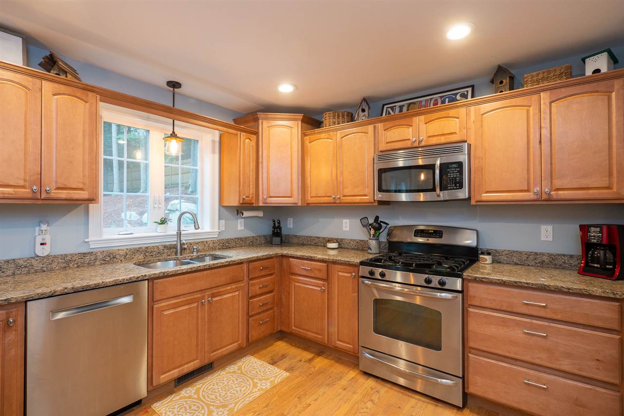 3 Rinny Lane Exeter, NH 03833 - Photo 4 of 40