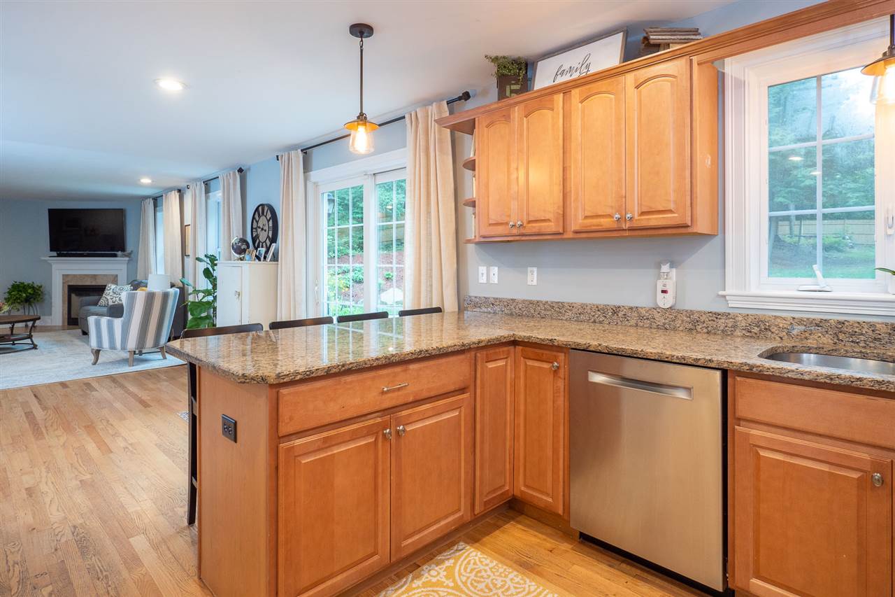 3 Rinny Lane Exeter, NH 03833 - Photo 6 of 40