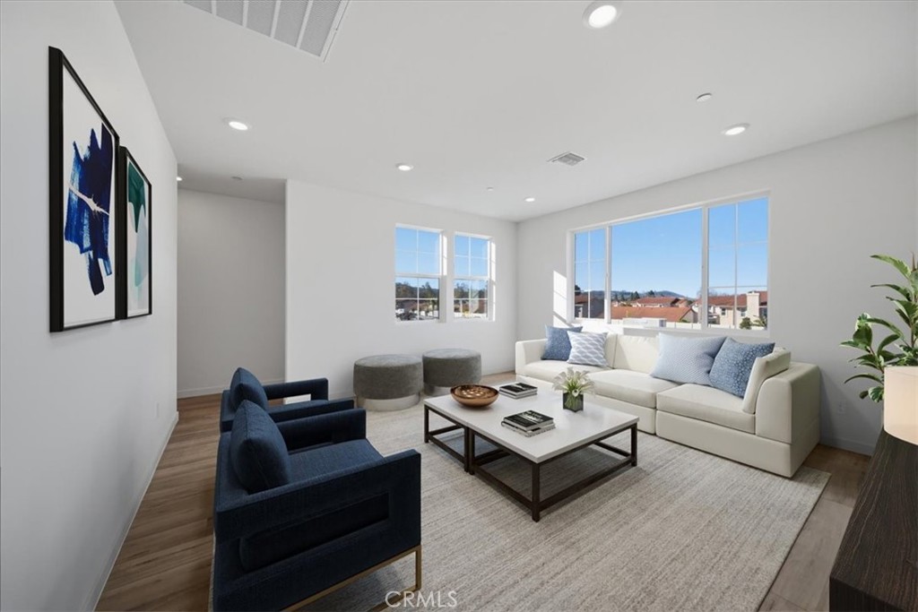 4868 Arroyo Run Moorpark, CA 93021 - Photo 16 of 44