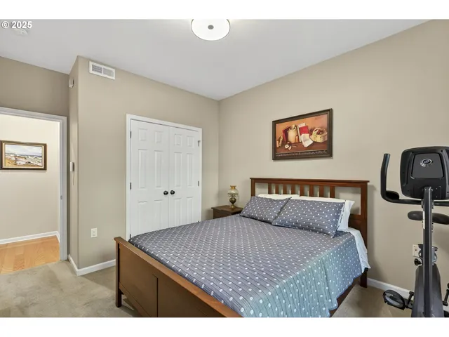 $410,000 | 880 Springtree Lane, West Linn, OR 97068