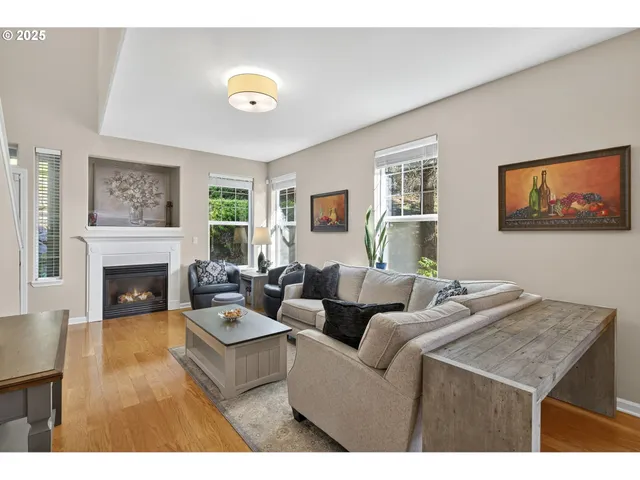 $410,000 | 880 Springtree Lane, West Linn, OR 97068