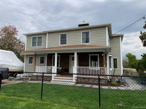 $4,500 | 25 Baylawn Avenue, Copiague, NY 11726