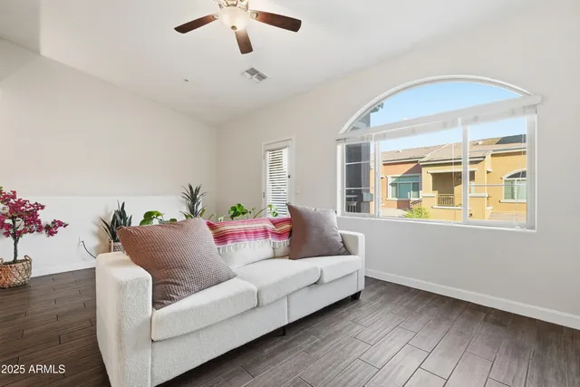 $365,000 | 240 West Juniper Avenue, Unit 1220, Gilbert, AZ 85233