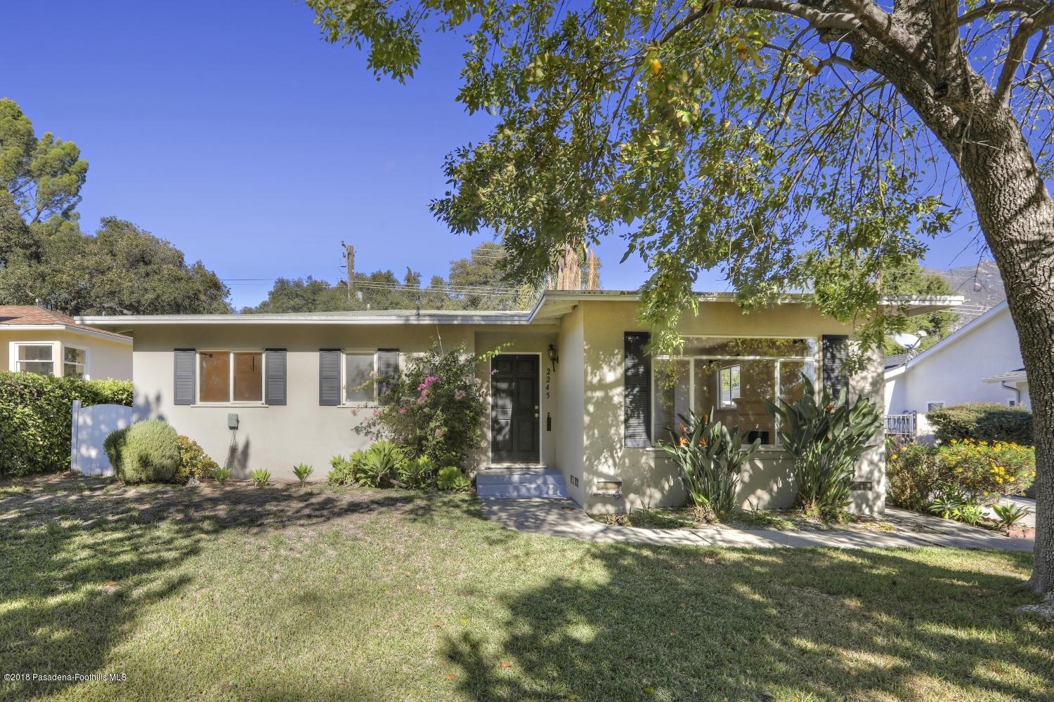 2245 East Woodlyn Road Pasadena, CA 91104 - Photo 2 of 33 02