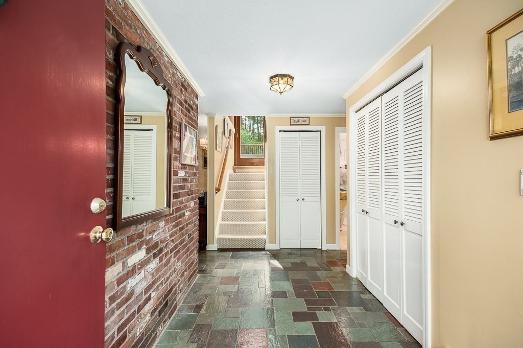 3 Big Rock Road Manchester, MA 01944 - Photo 16 of 34