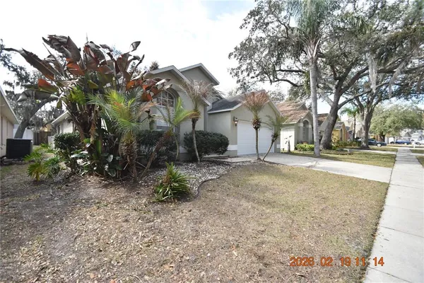 $1,995 | 2521 Clareside Drive, Valrico, FL 33596