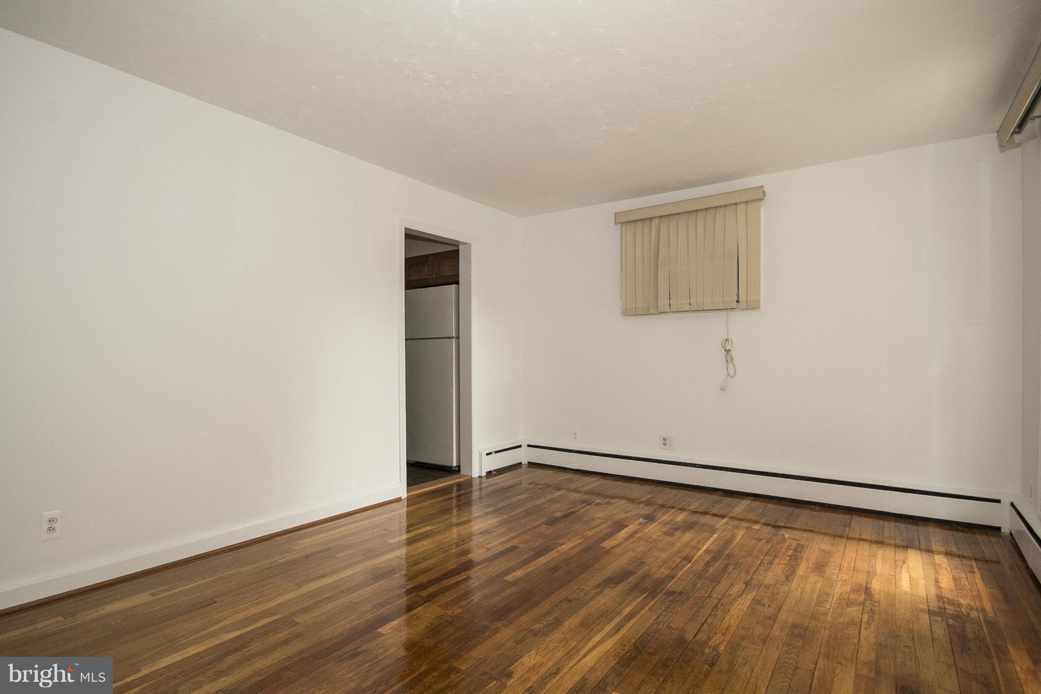 3830 Elmcroft Road Randallstown, MD 21133 - Photo 2 of 27 Living Room