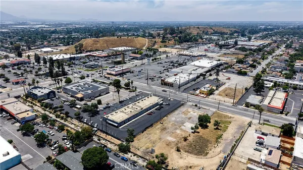 a view of a city