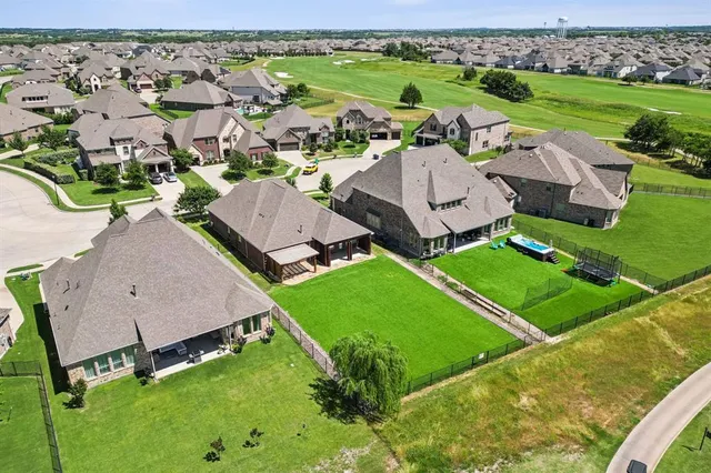 a view of an outdoor space