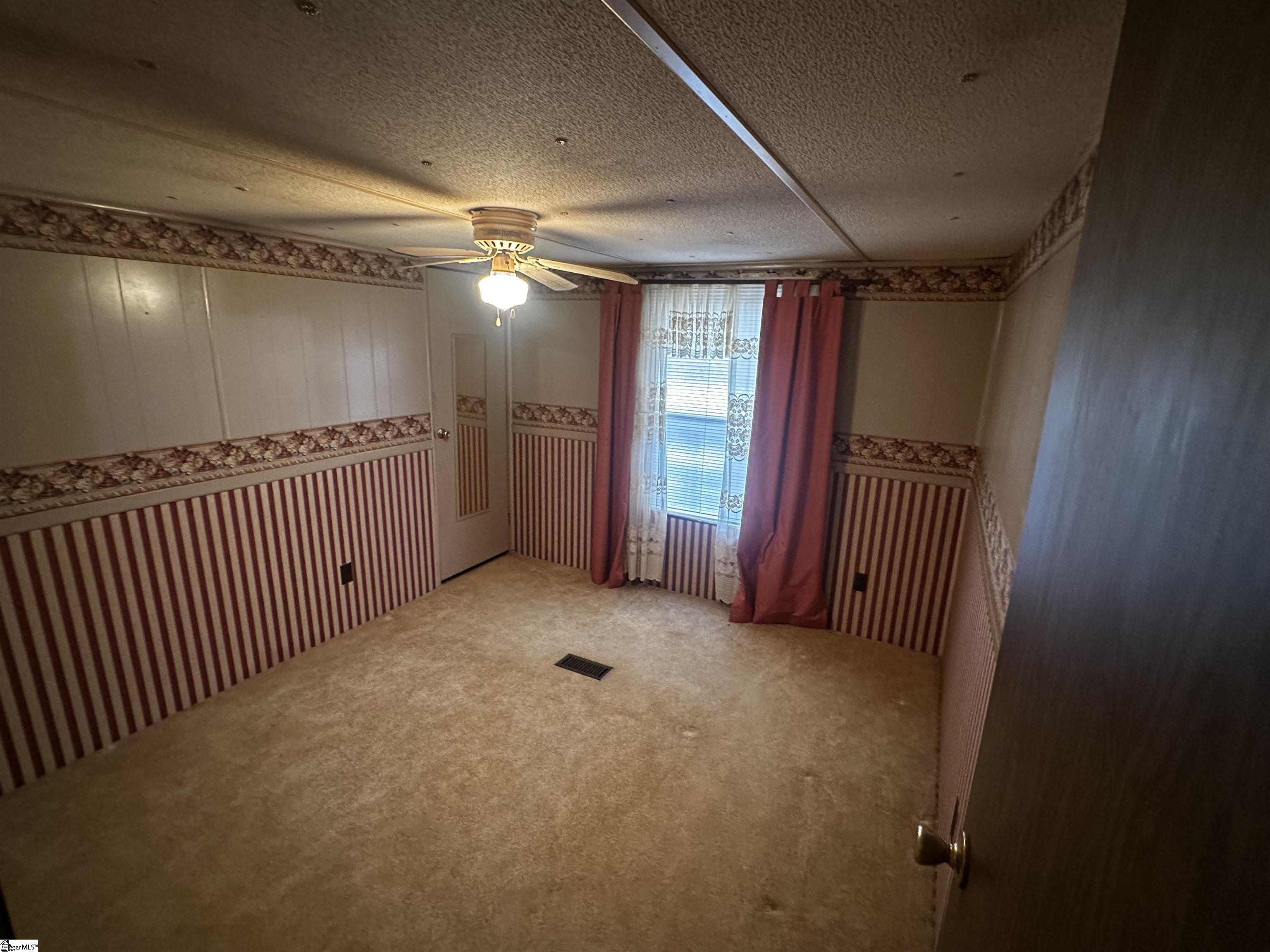 437 Knight Road Gray Court, SC 29645 - Photo 15 of 28