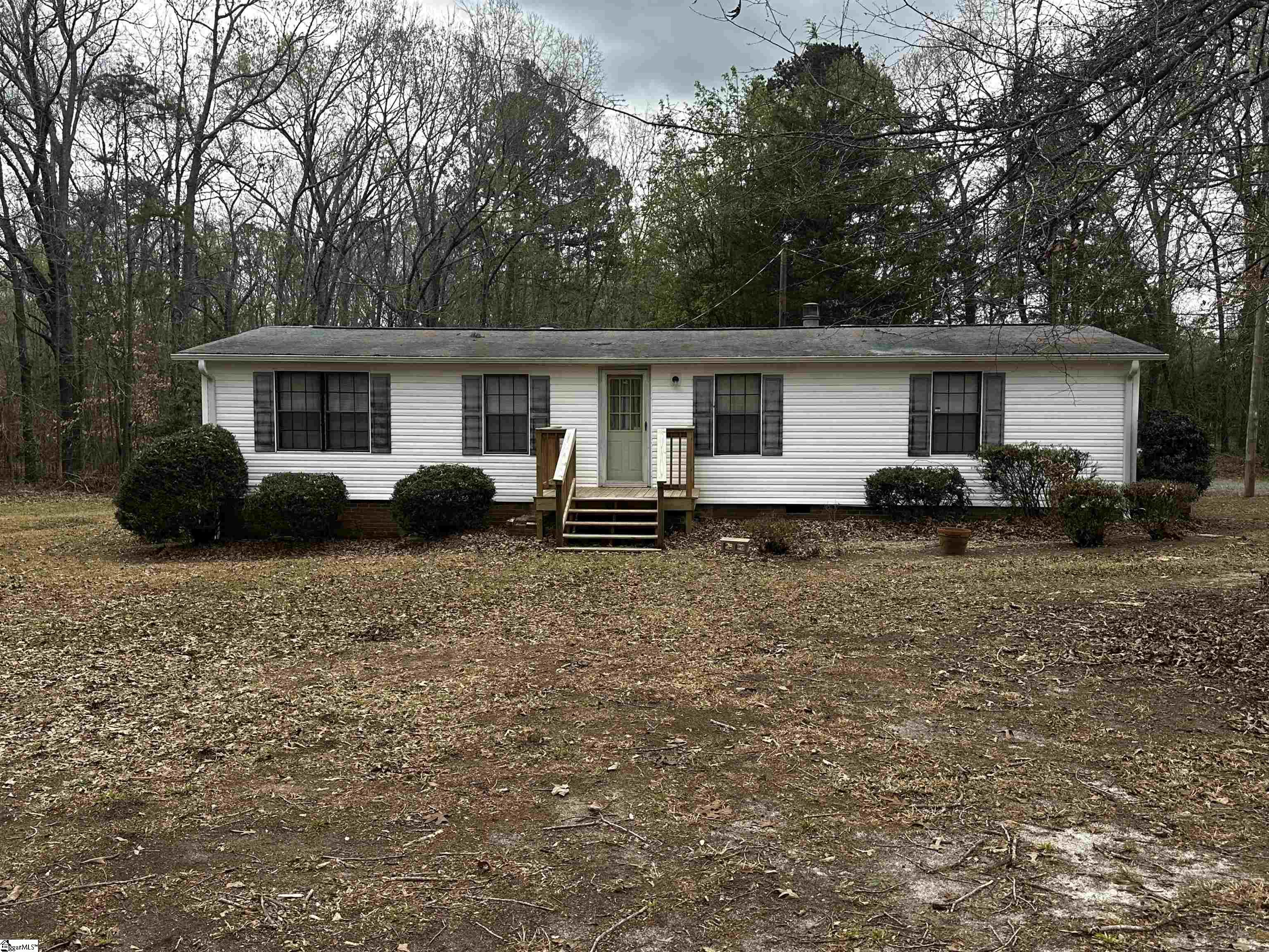 437 Knight Road Gray Court, SC 29645 - Photo 3 of 28