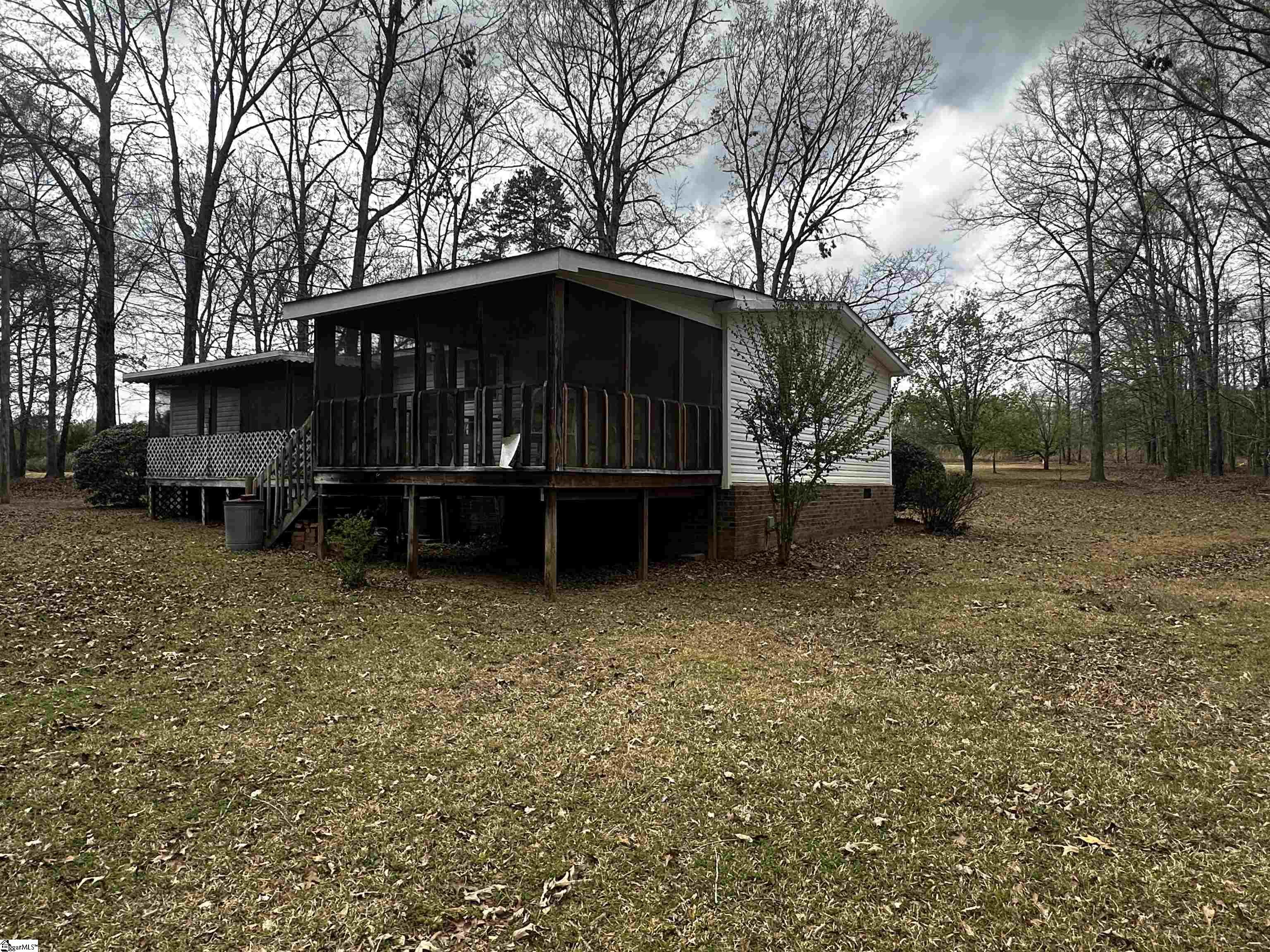437 Knight Road Gray Court, SC 29645 - Photo 8 of 28