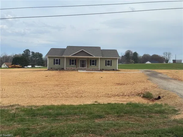 $449,500 | 621 West Atkins Street, Dobson, NC 27017