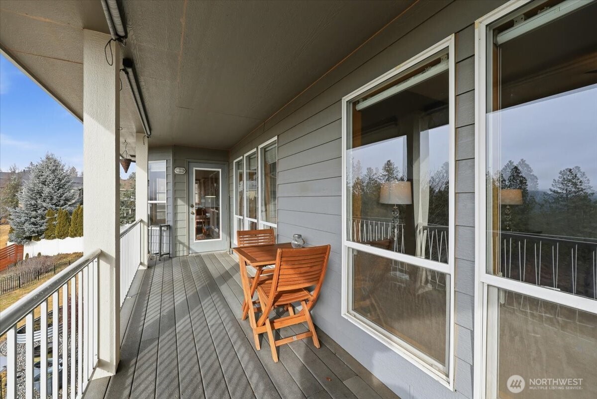 10935 North Acoma Drive Spokane, WA 99208 - Photo 13 of 40