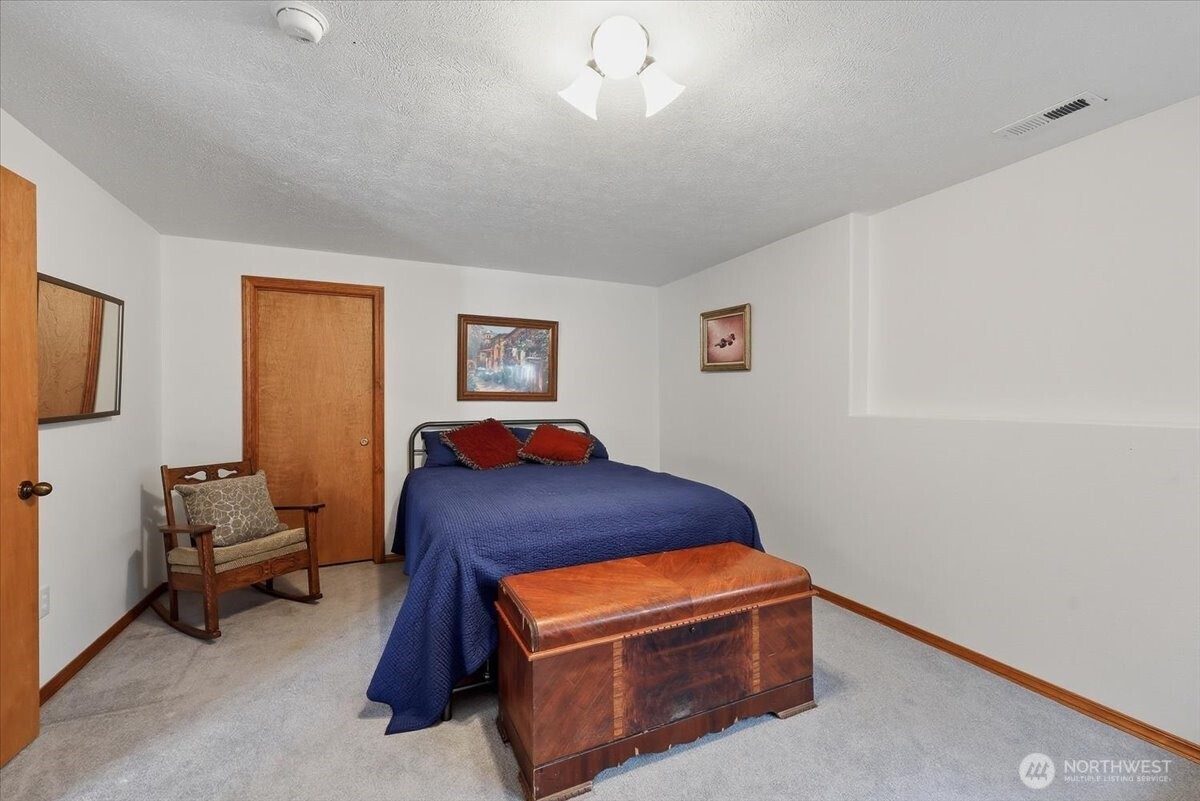 10935 North Acoma Drive Spokane, WA 99208 - Photo 29 of 40