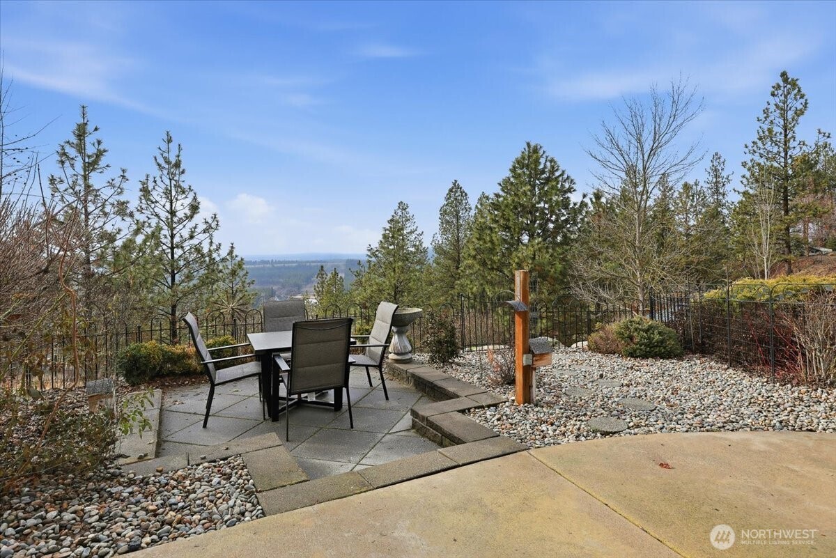 10935 North Acoma Drive Spokane, WA 99208 - Photo 34 of 40